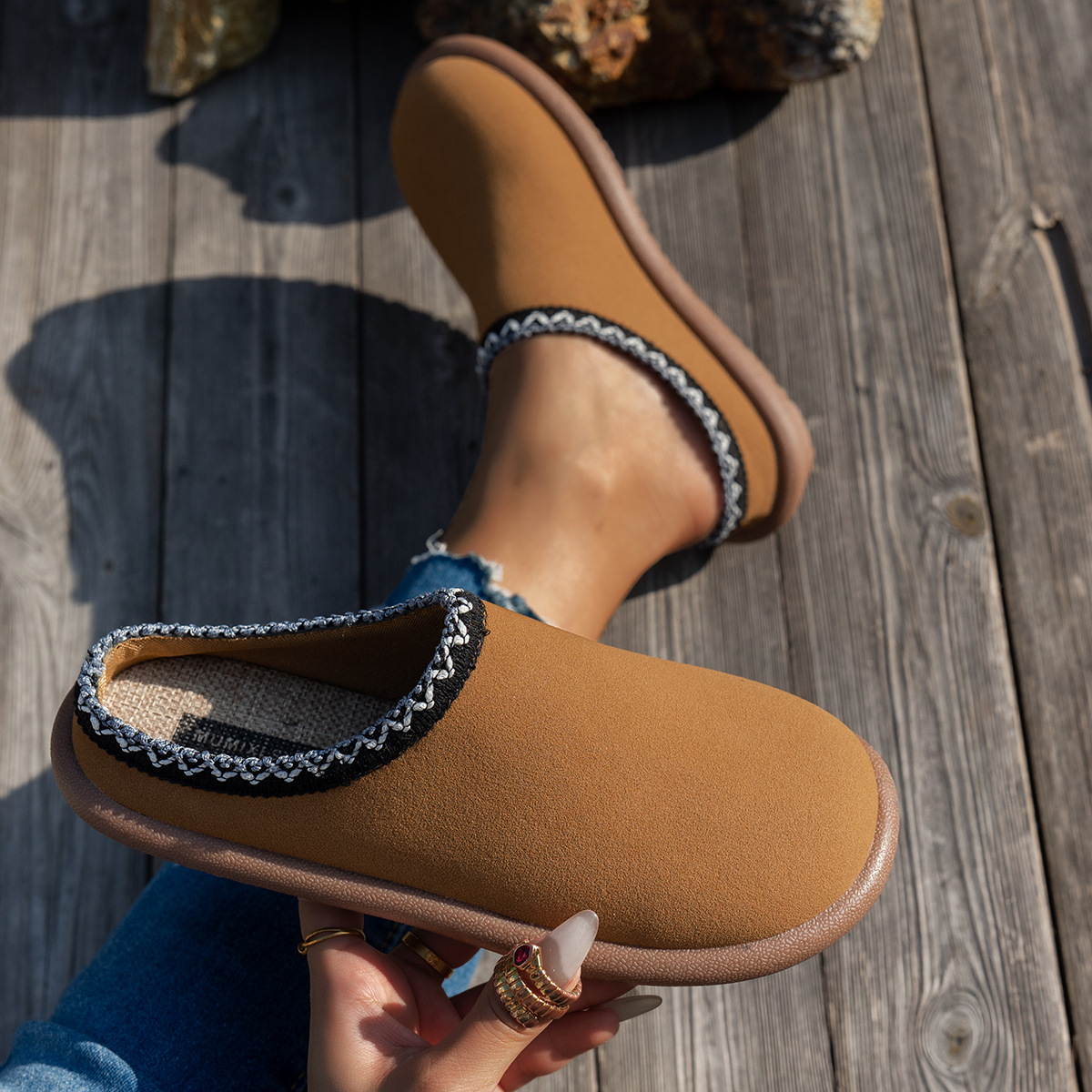 Women'S Shoes In Wide Width - شباشب نسائية مطرزة 2025 على الطراز