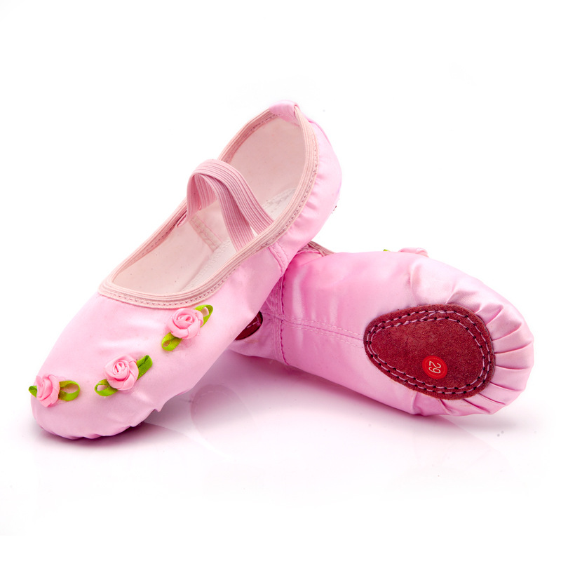 Women'S Xc Shoes - حذاء تدريب ساتان للفتيات بتصميم أنيق،