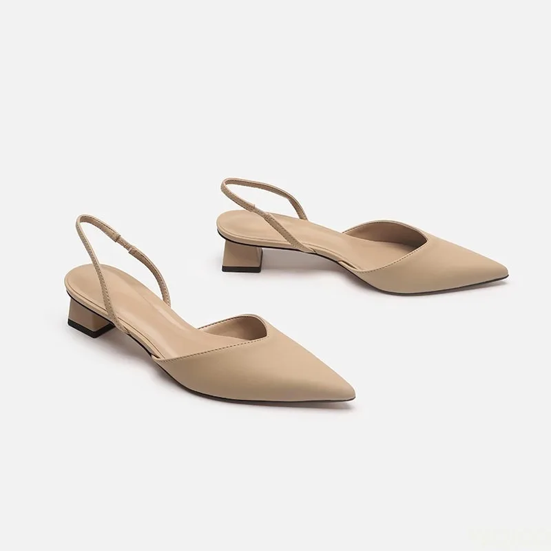 Low Block Heel Pump - صندل نسائي مدبب مرن بكعب منخفض