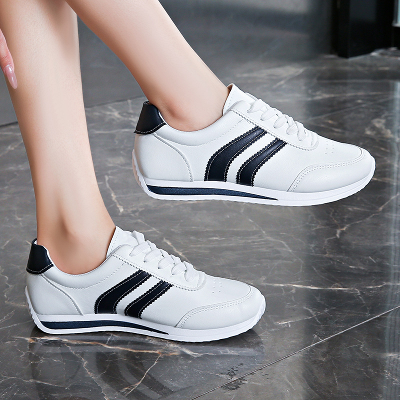 أحذية رياضية نسائية خفيفة الوز - مراجعة Women Shoes Jeans وسعره