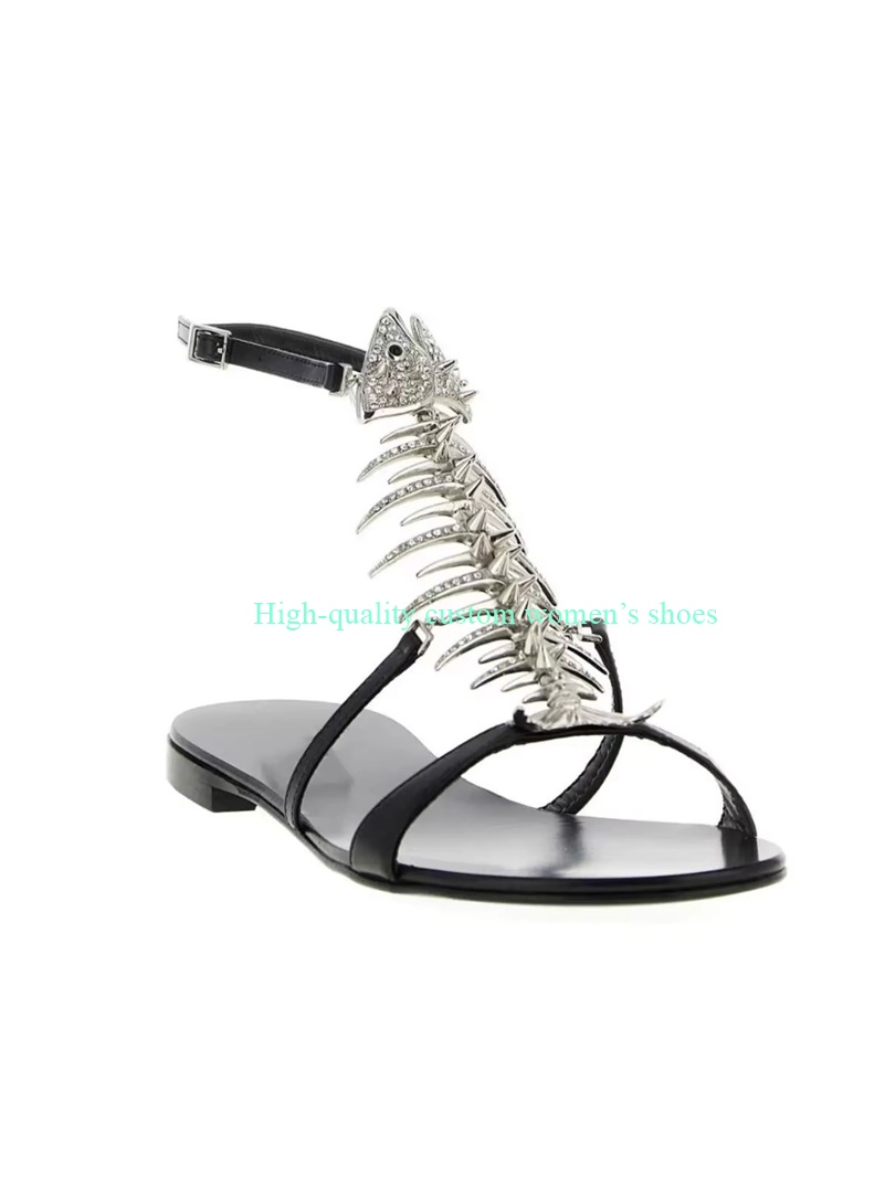 صنادل صيفية مسطحة فاخرة للمناس - مراجعة Gladiator Sandal Women وسعره
