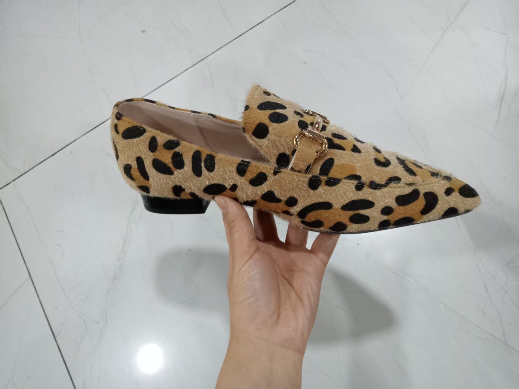أحذية نسائية كبيرة الحجم 40-43 - مراجعة Women Shoes Mules وسعره