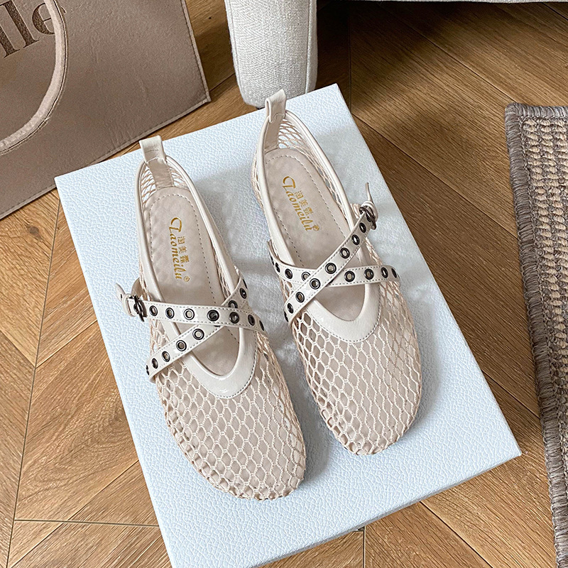 الجوف خارج شبكة ماري الجينز ال - مراجعة Women Shoes Jeans وسعره
